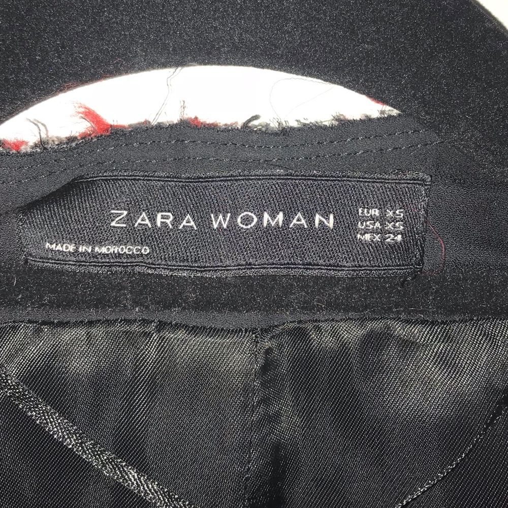 Zara Blazer - Picture 3 of 3